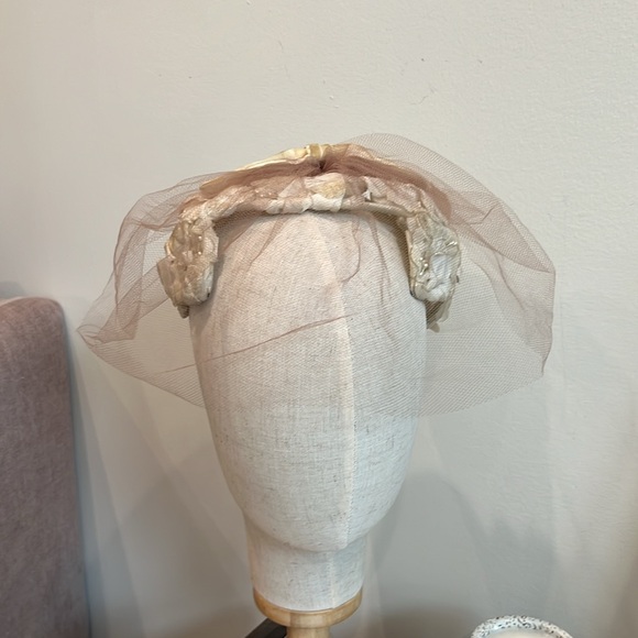 Lot of 3 vintage 1950s/60s hats. Very Mrs. Maisel - Picture 2 of 8